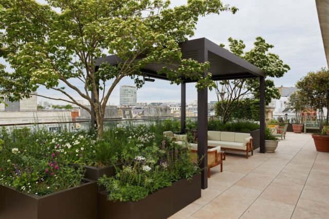 Our Top Outdoor Lighting Tips for Apartment Buildings